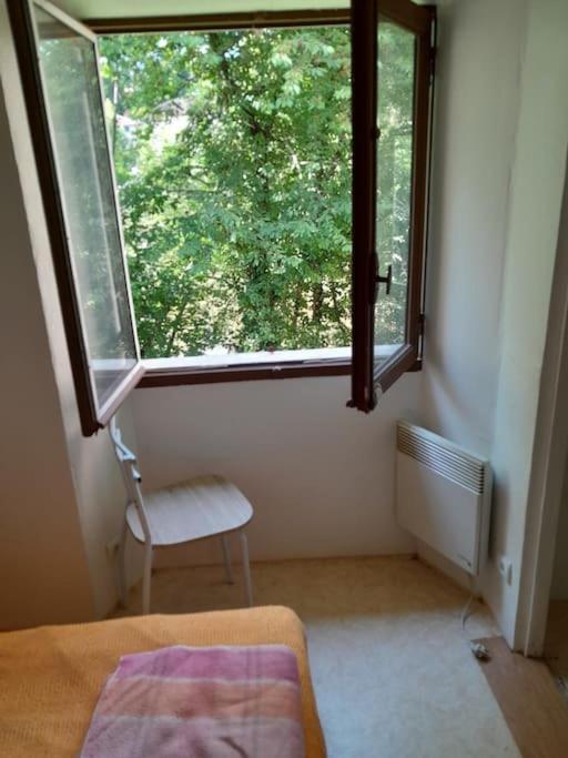Appartement Privatif Tout Equipe En Bord De Riviere Figeac Exterior photo